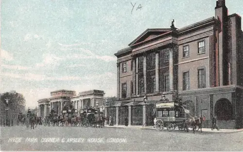 BR80797 Hyde Park Corner and Apsley House Double Decker Chariot London UK