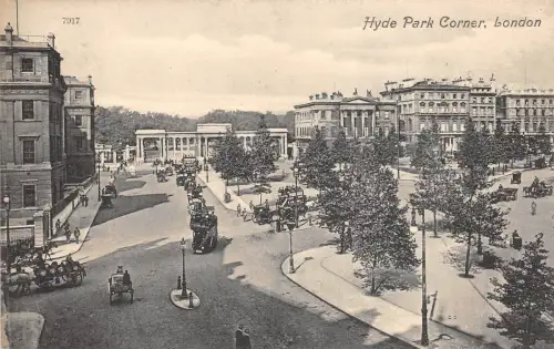 BR61342 hyde park corner chariot london uk