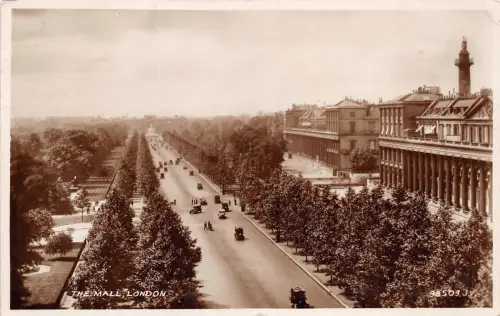 B85416 the mall car voiture london uk