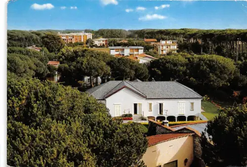 BG13533 le focette ville in pineta italy