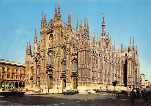 B84341 milano il duomo italy
