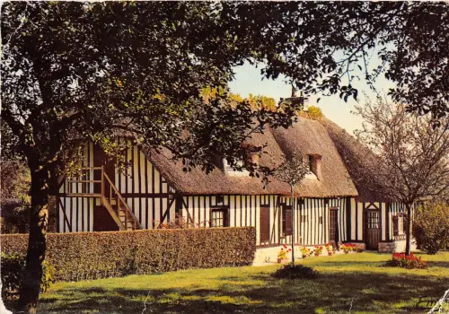 BR14557 Ma Normandue une belle chaumiere france