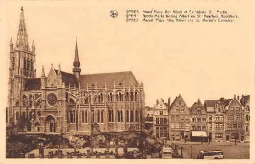 BR55837 Grand Place Roi albert et cathedrale st martin Ieper Ypern Belgien
