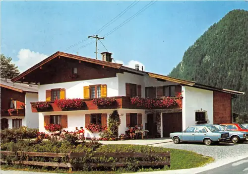 BG27002 car voiture frutstuckspension st ulrich austria