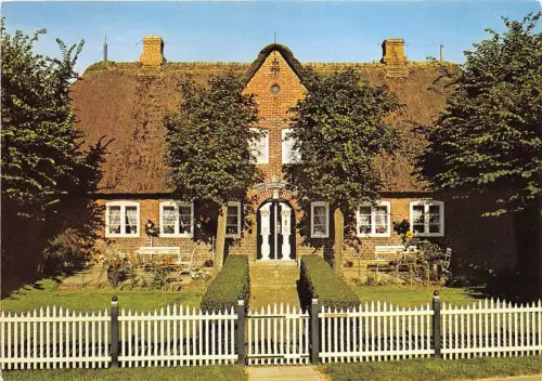 BG9781 schmucke hauser wenningstadt anno 1786 sylt germany