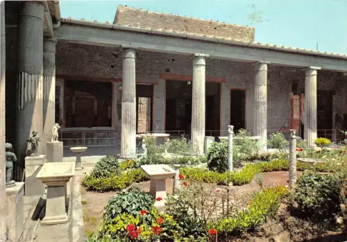 BG6790 scavi casa dei vettii peristilio pompei italy