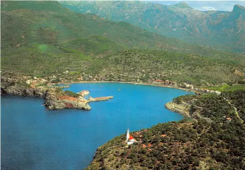 BG27587 puerto de soller vista general mallorca spain