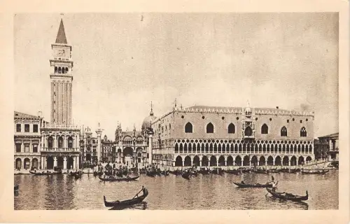 B39523 Venezia Piazzetta S Marco dal Mare e Palazzo Ducale italy