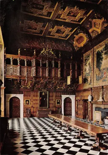 BR75602 the marble hall home of marquess of salisbury hatfield house uk