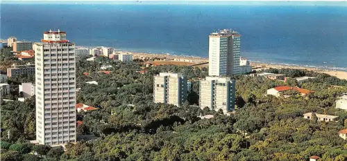 BG27930 venezia chiesa e piazzetta s marco 15x7cm italy