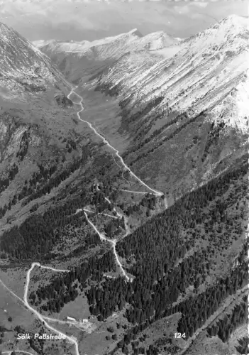 BG17723 solk passstrasse italy