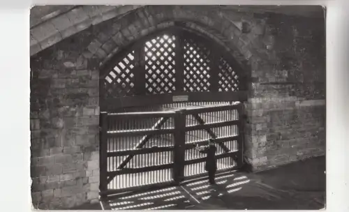 BF32994 tower of london traitor s gate uk front/back image