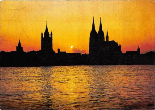 B83327 koln am rhein rheingufer mit dom germany