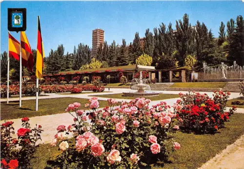 BR12603 Madrid Parque del Oeste Rosakeda Spanien