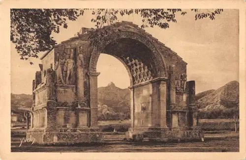 BF5865 Denkmal Romain A Saint Remy de Provence Frankreich Frankreich