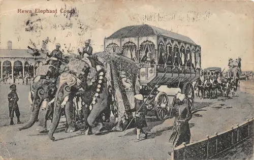 Lot 32 Rewa Reisebus Indien Wagen gezogen von einem Paar Elefanten Transport Maharadschas