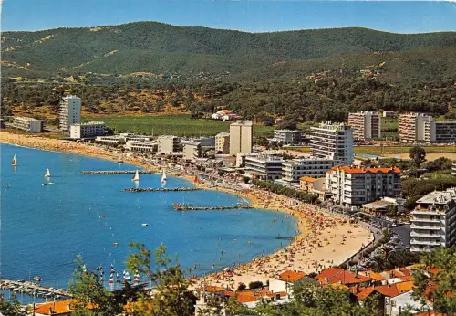 BR266 La Cote des Maures Le Lavandou Frankreich