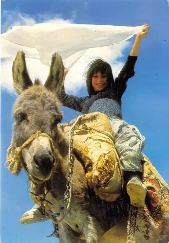 BF39580 Truthahnmädchen reitet Esel und Tier Animaux