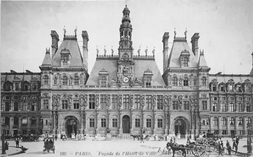 BG24860 facade de l hotel de ville paris france