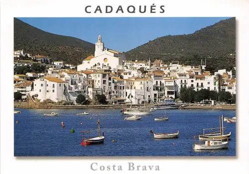 BT17617 cadaques centre dela vila spain