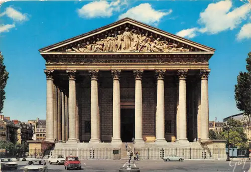 BR13450 L Eglise de la Madeleine car voiture Paris france