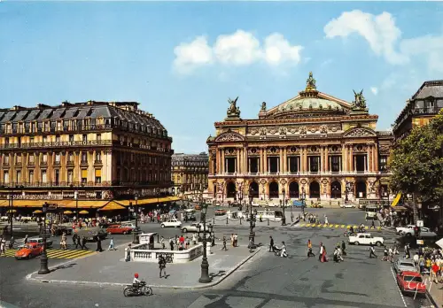 BR13912 La place et le theatre paris france