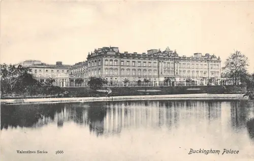 BR61060 buckingham palace london uk