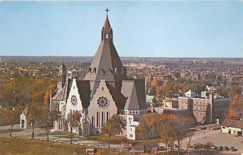 BG9608 vue aerienne sanctuaire national de notre dame du cap canada