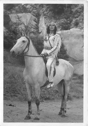 Lot168 Pierre Brice Schauspieler Winnetou auf Pferd Echtfoto Deutschland Film Film