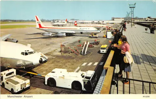 Lot142 manchester airport plane uk aviation aeropuerto