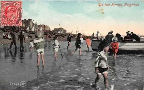 BR59524 on the sands brighton uk