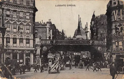 uk12094 ludgate circus london uk