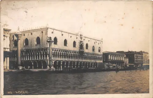 uk42494 venezia italy echtfoto