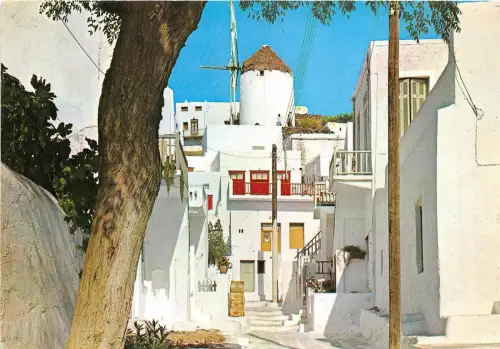 BG12234 myconos ein malerischer Straßentypen Folklore Griechenland