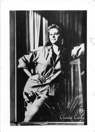 B71129 Filmschauspieler Claudia Cardinale 5x7cm