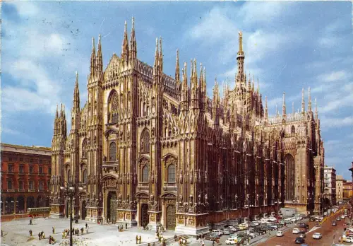 B33749 Dom Platz Milano italy