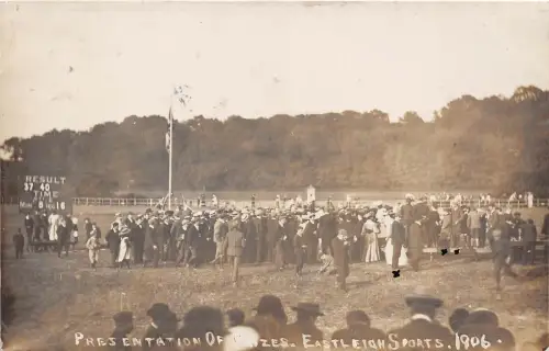 Hampshire Eastleigh Sport Preisverleihung 1906 Echtfoto Postkarte
