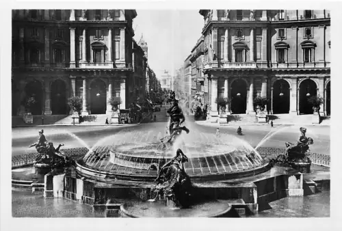 B44219 Roma Fontana Esedra e Via Nazionale 9x7cm Italien