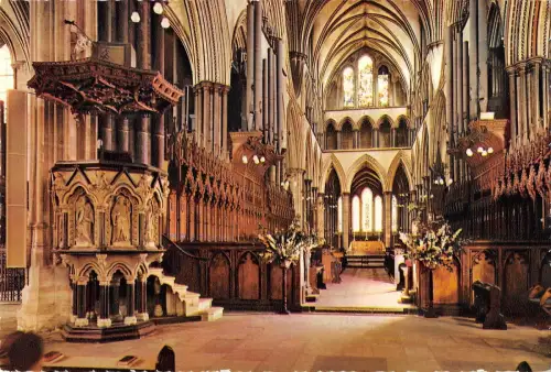 BR76115 the chor salisbury cathedral uk