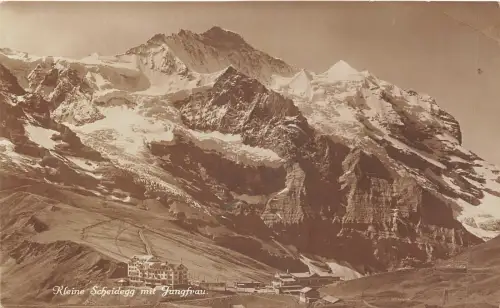 Lot 57 Schweiz Echtfoto kleine Scheidegg mit jungfrau