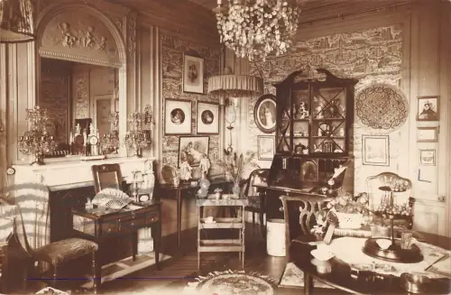 BR45845 Miss Bull Lissabonne Gebäude Paris Rue de Lasbonne La Borde France