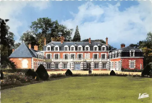 BR2043 Salbris le Chene france