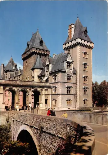 BR8925 Pau Fassade du Chateau France