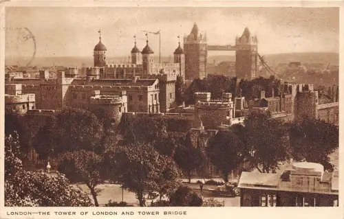 BR61384 the tower of london and tower bridge uk
