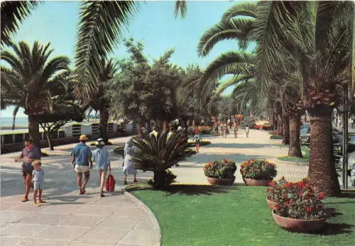 BG6710 loano riviera delle palme scorcio lungomare italy