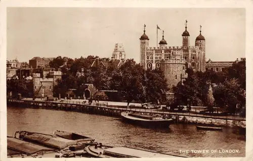 BR61201 the tower of london ship bateaux real photo uk