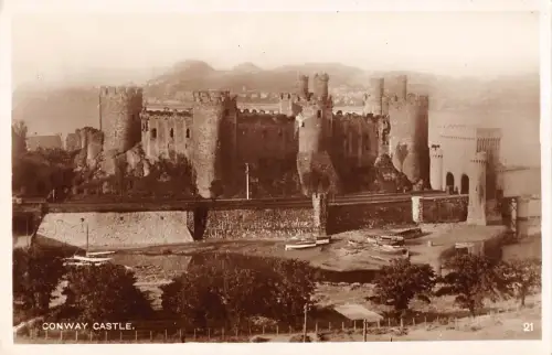 uk38845 conway castle wales real photo uk lot 19 uk