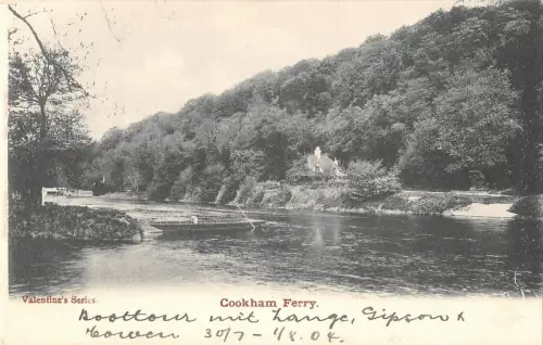 BR75208 Cookham Ferry UK