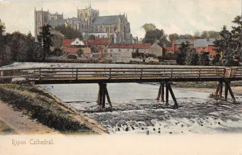 uk38542 cathedral ripon uk lot 17 uk