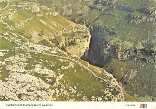 uk36306 gordale scar malham yorkshire uk lot 6 uk